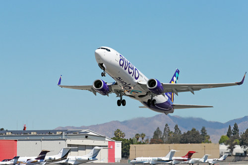 BURBANK, CALIFORNIA - APRIL 28: Avelo Airlines takes off with first flight between Burbank and Santa Rosa at Hollywood Burbank Airport on April 28, 2021 in Burbank, California. (Photo by Joe Scarnici/Getty Images for Avelo Air) (PRNewsfoto/Avelo Airlines)