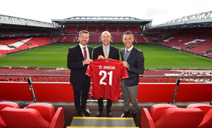 SC Johnson and Liverpool Football Club Team Up to Tackle Plastic Waste; Anfield Plastic to Become New Mr Muscle® Bottles