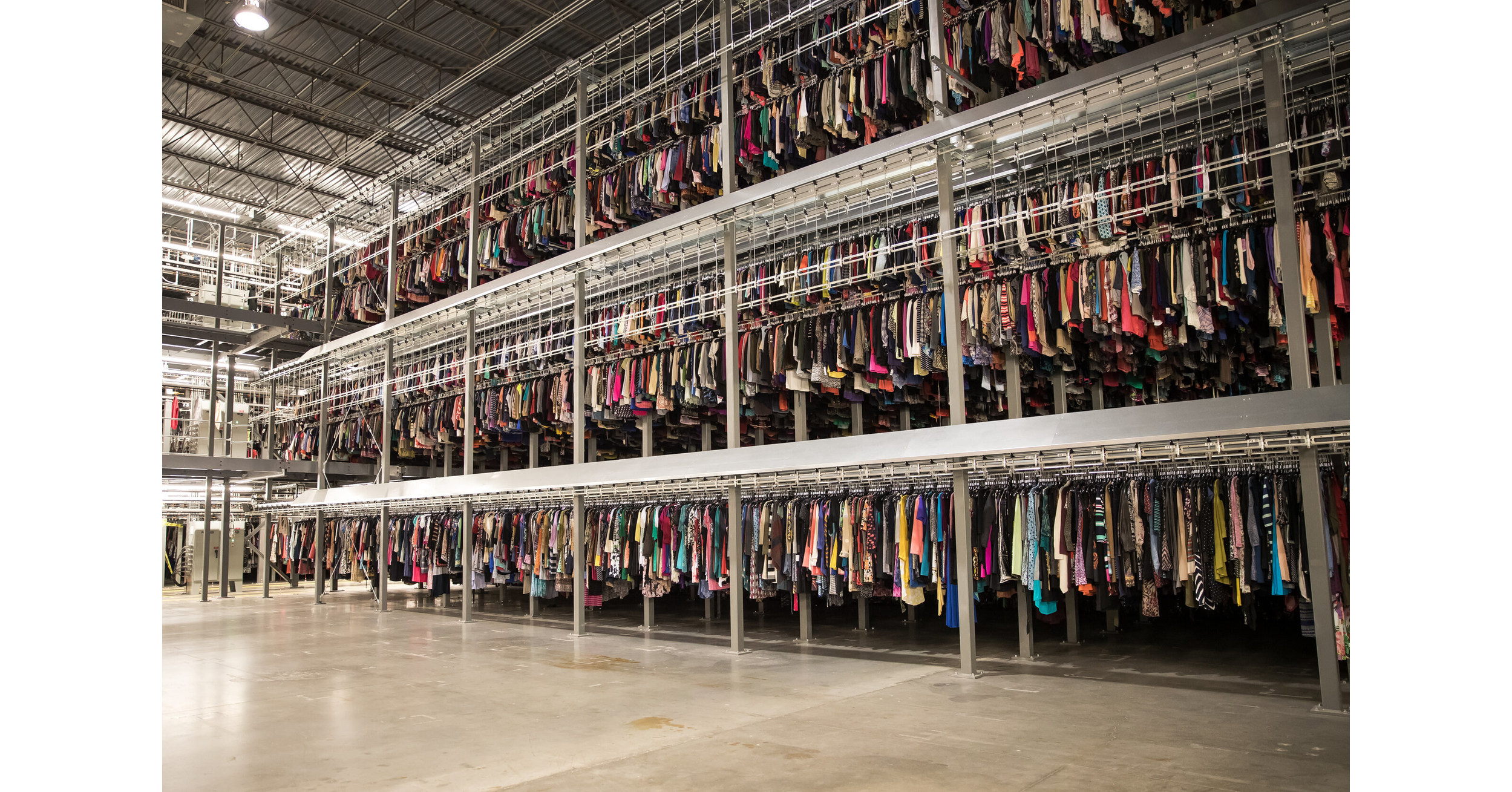 thredUP will open new 10 million item flagship distribution center in