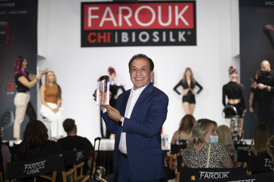 Dr. Farouk Shami Receives the 2021 Beauty Heroes of the Pandemic Award