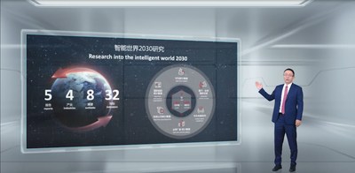 David Wang lanza el informe Intelligent World 2030. (PRNewsfoto/Huawei)