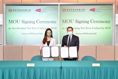 [From left] Ellie Tang, Head of Sustainability at New World Development and Professor Chak K. Chan, Dean and Chair Professor of Atmospheric Environment, School of Energy and Environment, CityU, signed a Memorandum of Understanding (MOU) on accelerating net zero carbon by 2050.