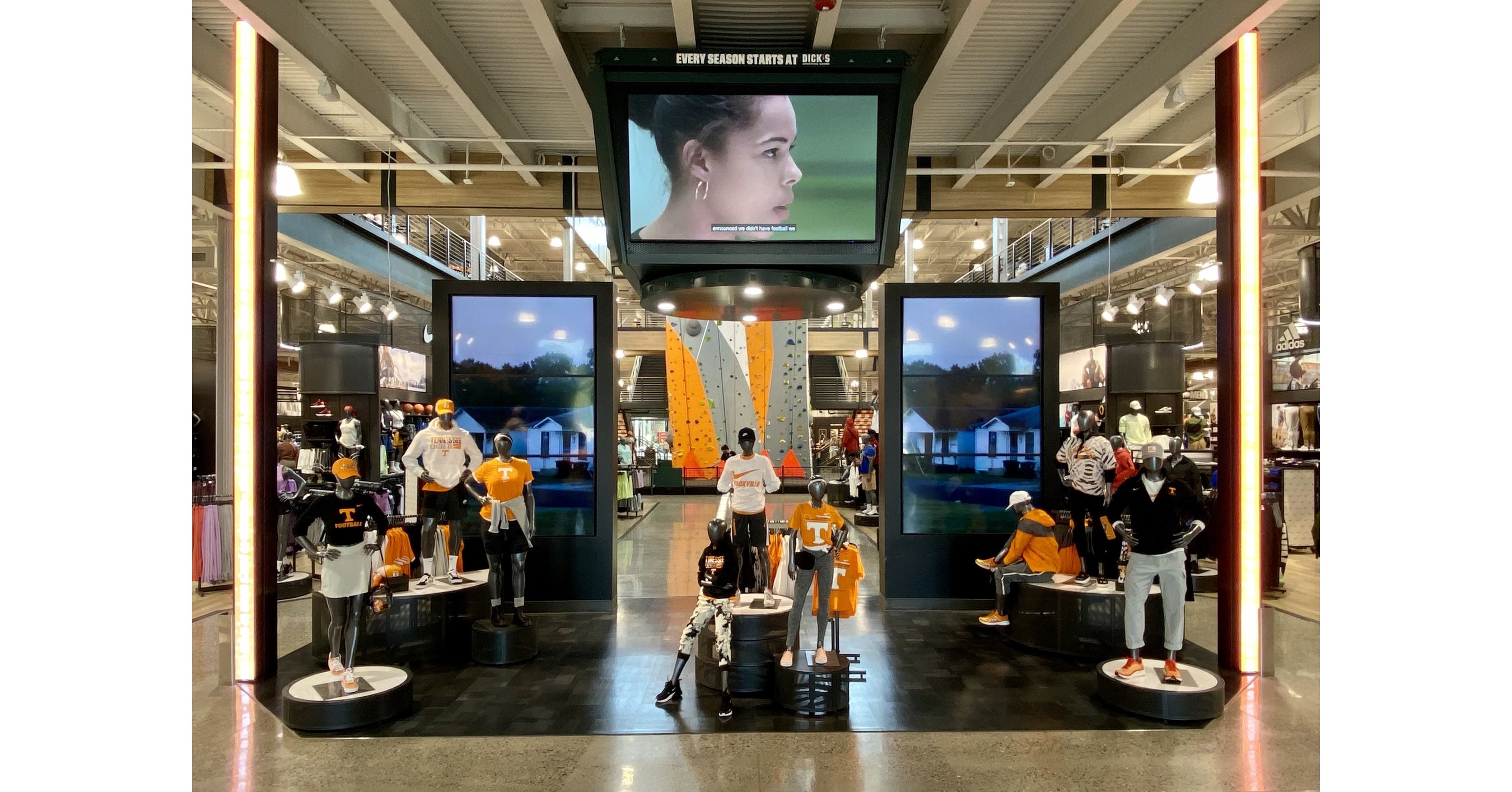 Dicks House Of Sport Knoxville Becomes A Proud Corporate Partner Of University Of Tennessee Athletics