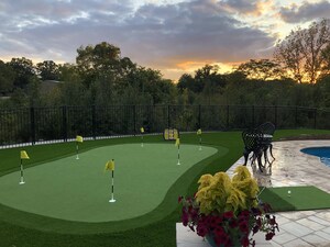 Layered Synthetic Grass Creates the Perfect Backyard Putting Green