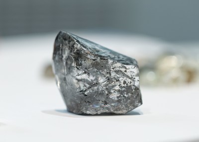 A 285 carat diamond, the largest recovered to date at Gahcho Kué, sold at the Company’s recent September sale (CNW Group/Mountain Province Diamonds Inc.)
