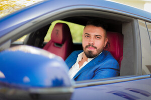 A New Era of Entrepreneurship: How Youssef ElFaressi Has Helped 3.5 Million Change Their Lives Through the Power of Social Media