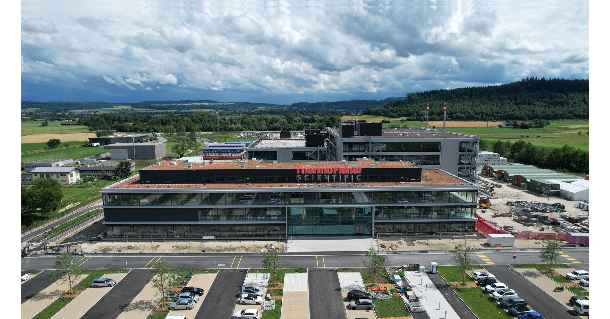 Thermo Fisher Scientific eröffnet biopharmazeutische Produktionsstätte in Lingnau, Schweiz