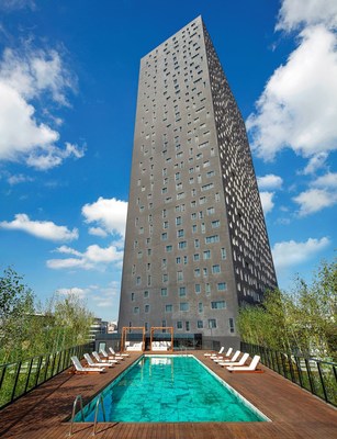 Hotel exterior and outdoor swimming pool