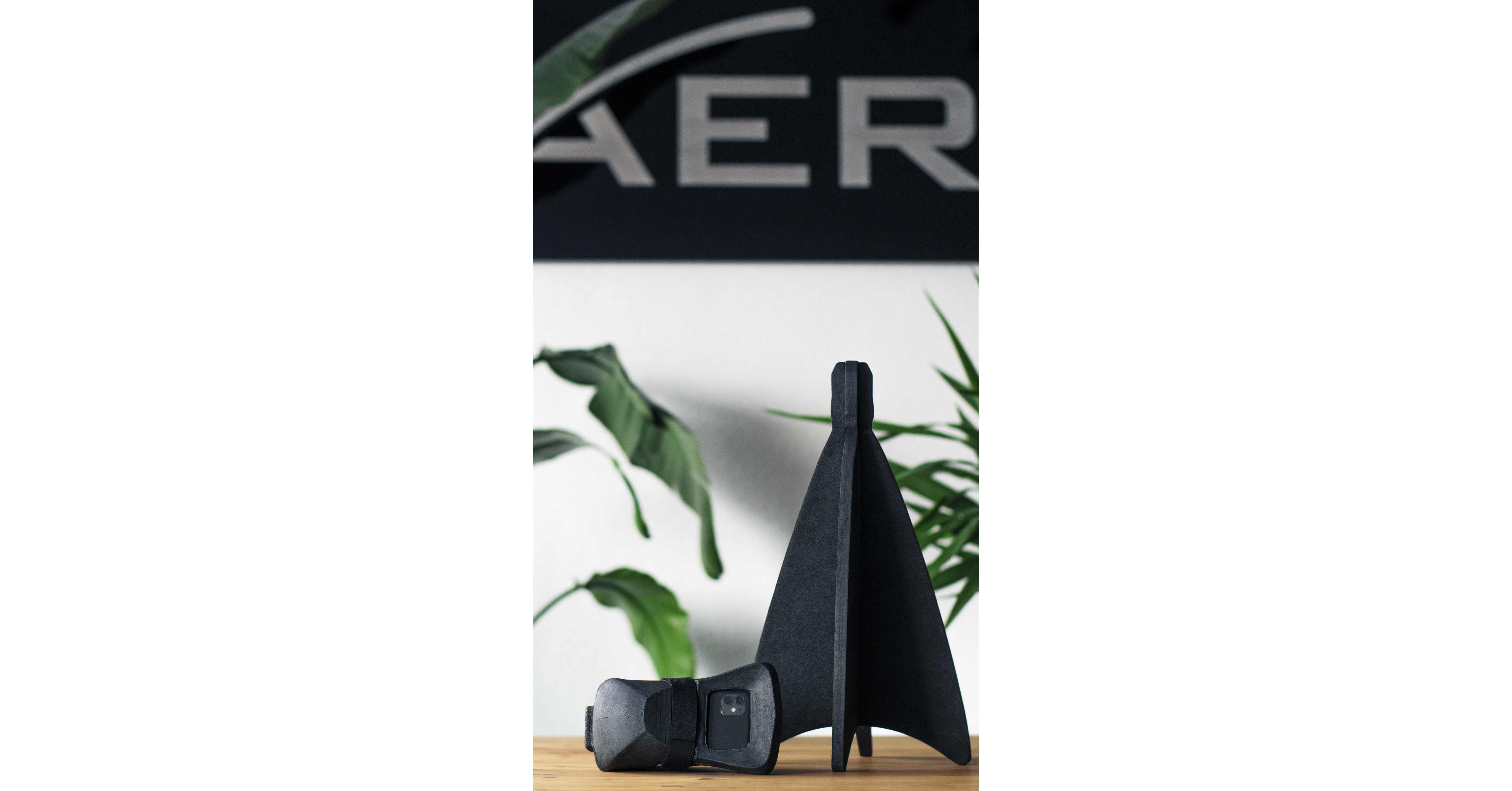 Throw Your Phone for Aerial Videos