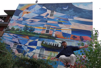 La murale Transmigration a t ralise par l'artiste Dodo Ose sur l'avenue George-V  Lachine (Groupe CNW/Ville de Montral - Arrondissement de Lachine)