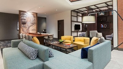 Noble Investment Group has acquired the Hyatt Place Austin | Round Rock. Developed in 2017, the 138-room hotel is located in Round Rock, Texas, a prominent northern artery of Austin, one of the strongest real estate markets in the country.