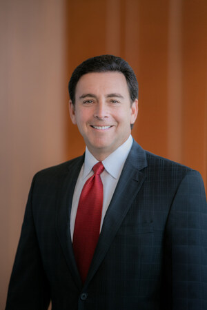 Hertz Names Mark Fields as Interim CEO