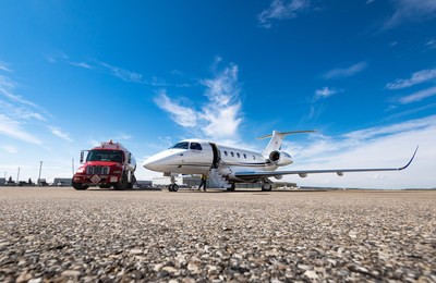 Skyservice™ Business Aviation is first in Canada to offer Sustainable Aviation Fuel (SAF) for private aircraft; AirSprint is their first customer to operate using SAF. Photo Credit: James Kelly/ AirSprint Private Aviation (CNW Group/Skyservice Business Aviation Inc. - Mississauga, ON)