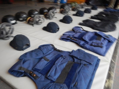 Protective equipment used by journalists in hostile environment training. (CNW Group/Canadian Journalism Forum on Violence and Trauma)