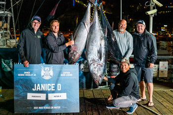 Team Janice O brought three +100 lb. tuna to Avalon’s historic Green Pleasure Pier.