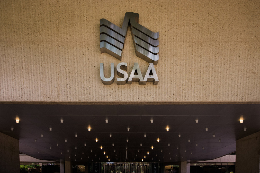 USAA Increases Minimum Pay to $21 per Hour for All Employees - Vimarsana News