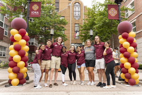 Iona College students on move-in day in New Rochelle, N.Y. Photo credit: Ben Hider.