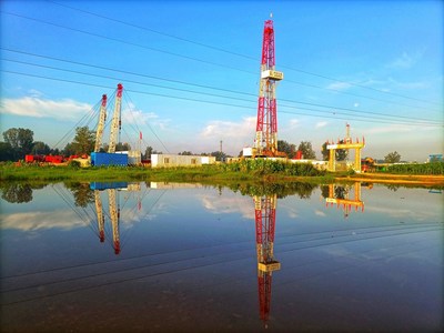 Sinopec met en service le plus grand groupe d’installations de stockage de gaz, d’une capacité de 10 milliards de mètres cubes, dans le nord de la Chine (PRNewsfoto/SINOPEC)