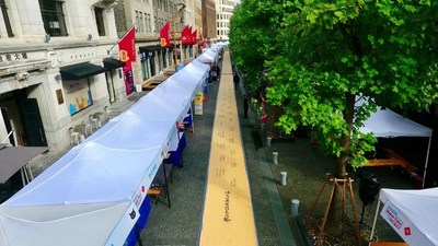 The hundred-meter Curious Route on the hundred-year-old pedestrian walk. Photograph: Wavemaker CN.