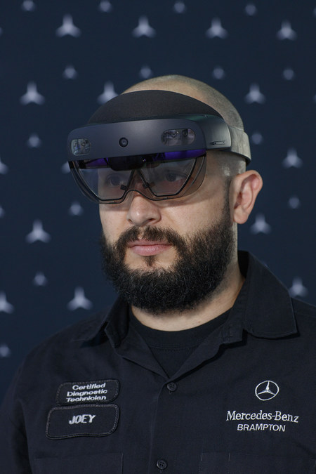 Mercedes-Benz Canada announces industry-altering mixed reality solution, powered by Microsoft - Vimarsana News