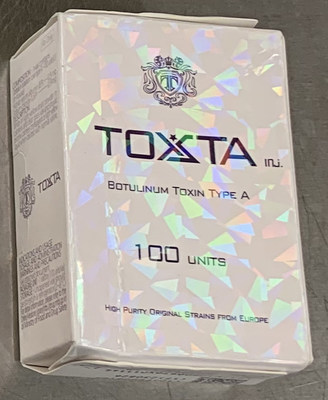 Toxta Inj. Botulinum Toxin Type A. Box of 100 units (CNW Group/Health Canada)