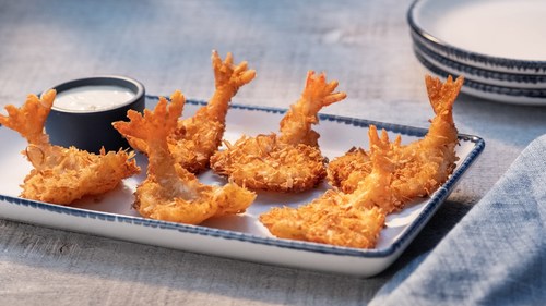 Red Lobster® is offering a special selection of appetizers and desserts for free in honor of Veterans Day, including craveable Parrot Isle Jumbo Coconut Shrimp.