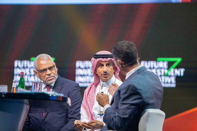 HE Al Khateeb speaks alongside Arnold Donald at FII (PRNewsfoto/Ministry of Tourism of Saudi Arabia)