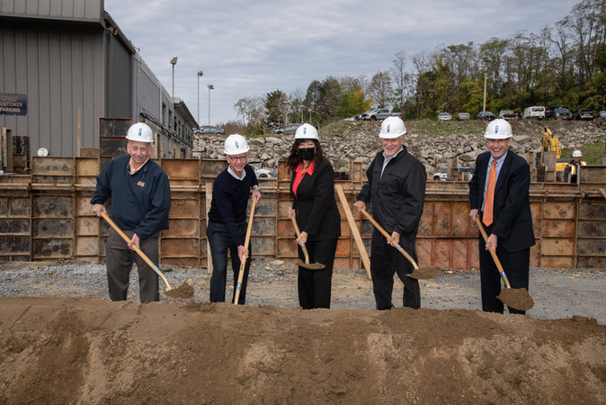 Friendly Ford, Aligning With The "Ford Pro" Initiative, Holds Official Groundbreaking Ceremony For All-new Commercial Vehicle Center - Vimarsana News