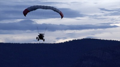 INVISIO equiiped SkyRunner MK3.2 in flight