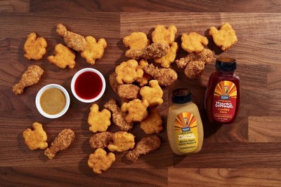Following the first-ever release of white breast meat turkey PERDUE® THANKSNUGGETS® at grocery retailers nationwide in September, the brand has announced the creation of PERDUE® THANKSDIPPINGS™: two novelty, limited-edition dipping sauces to help consumers bring even more flavors of the holiday home this November.