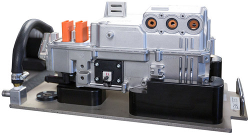 With its SiC inverter, BorgWarner supports OEMs in building high-voltage electric vehicles that offer excellent performance and increased range.