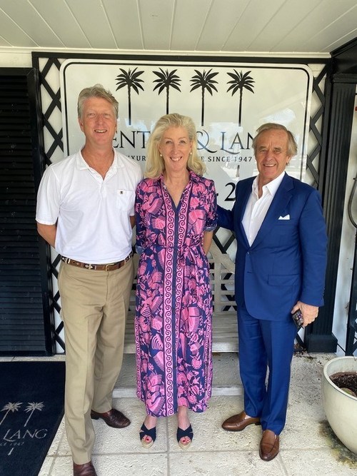 William Raveis Real Estate has acquired Fenton & Lang, a leading luxury and family-owned brokerage on Jupiter Island and Hobe Sound, Fla. From L to R: Fenton & Lang co-owners Adrian Reed and Lia Reed Bohannon, WRRE Chairman/CEO William "Bill" Raveis.
