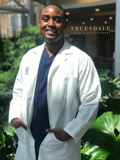 Dr Carl Truesdale is the only African American specializing in facial plastic surgery in Beverly Hills.