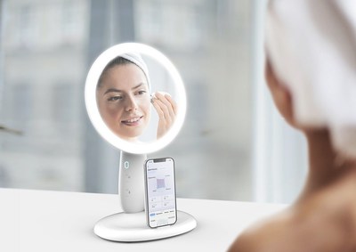 Amorepacific's award-winning Myskin Recovery Platform enables users to measure the skin condition every day, presents the personalized solution, and monitors how the skin improves.