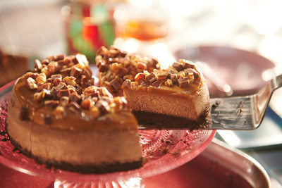 PC Chocolate Caramel Pecan Cluster New York Style Cheesecake (CNW Group/Loblaw Companies Limited)