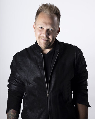 CLICS Attracts the Professional Salon Industry's Most Decorated Hair Color Artist