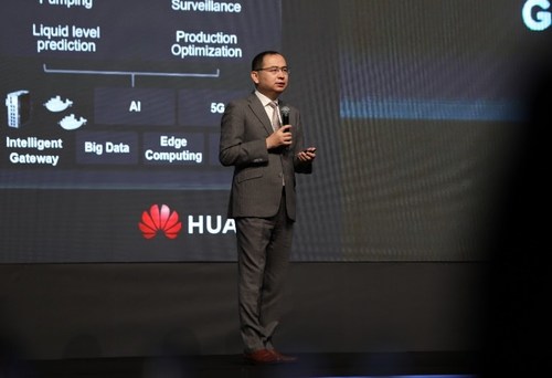 Robin (Yongping) Lu, Executive Vice President of Global Energy Business Unit of Huawei Enterprise BG (PRNewsfoto/Huawei)