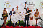 Seminole Hard Rock Hotel &amp; Casino Hollywood and Miami Dolphins Legend Jason Taylor Surprise One Lucky Winner with $100,000 in Celebration of $1 Billion in Jackpots Awarded in 2021