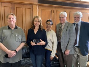 Texas Public Employees Association Recognizes Texas Senator For Her Contributions During The 87th Legislative Session
