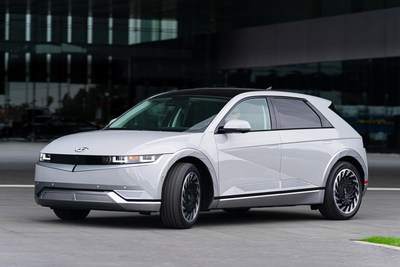 The 2022 IONIQ 5 is photographed at Hyundai Motor America’s Offices in Fountain Valley, Calif., Wednesday, May 5, 2021. (Photo/Hyundai)