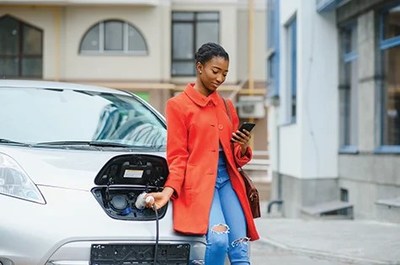 OnPoint created the Green Auto Discount to make purchasing these low-emission vehicles more affordable by providing loan recipients 0.25% APR off auto loan rates for new or used electric and hybrid vehicles.