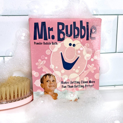 Mr. Bubble, America’s favorite bath time buddy, is celebrating its 60th anniversary by bringing back the number one requested consumer item: Powder Bubble Bath. This limited-edition, Powder Bubble Bath features iconic retro packaging that hearkens back to when the very first box hit the shelves 60 years ago.