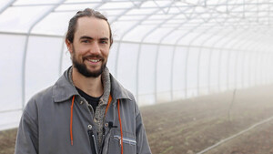 Un maraîcher bio de la Montérégie se démarque : M. Olivier Lamoureux remporte la bourse en développement durable du concours Tournez-vous vers l'excellence!