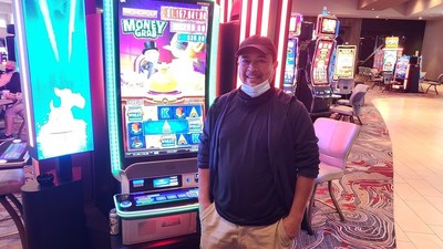 A lucky Club Sycuan member and Chula Vista resident, Juan B. won a massive $1,157,041.04 jackpot while playing the Monopoly Money Grab slot machine at Sycuan Casino Resort.