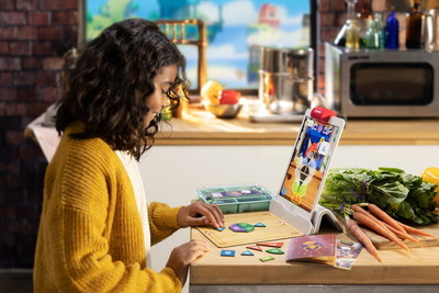 Osmo, in partnership with Amazon, announces the launch of their immersive Osmo holiday retail experience at the Amazon Books store in New York City. The limited-time holiday experience will start on December 4, 2021 and run through December 19, 2021, giving children the opportunity to experience the joy of having fun while learning with hands-on play, as smart parents enjoy the ease of scooping up award-winning STEM toys, like Osmo’s popular Math Wizard series, for the kids in their lives.