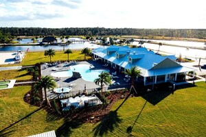 Sunlight Resorts Extends Cyber Monday Promotion Through the End of the Year at its Flagship RV Resort, the Resort at Canopy Oaks in Lake Wales, Florida