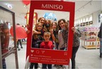 MINISO aumenta la sua presenza in Italia e cresce in popolarità.