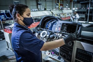 Fábrica da Volkswagen Caminhões e Ônibus cresce total de trabalhadores em 25%