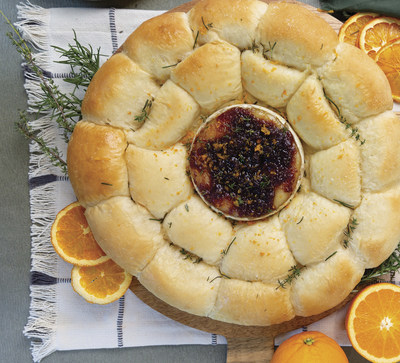 Baked Camembert Wreath with Navel Orange and Cranberry