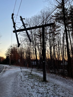 Photo from the Barrie region on December 12, 2021 (CNW Group/Hydro One Inc.)